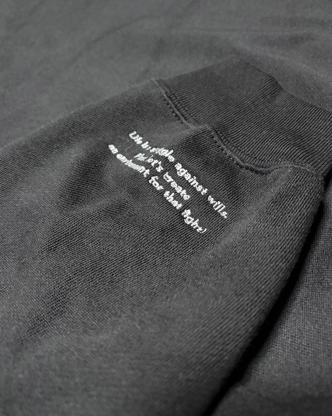 HEADS “standard”HOODIE