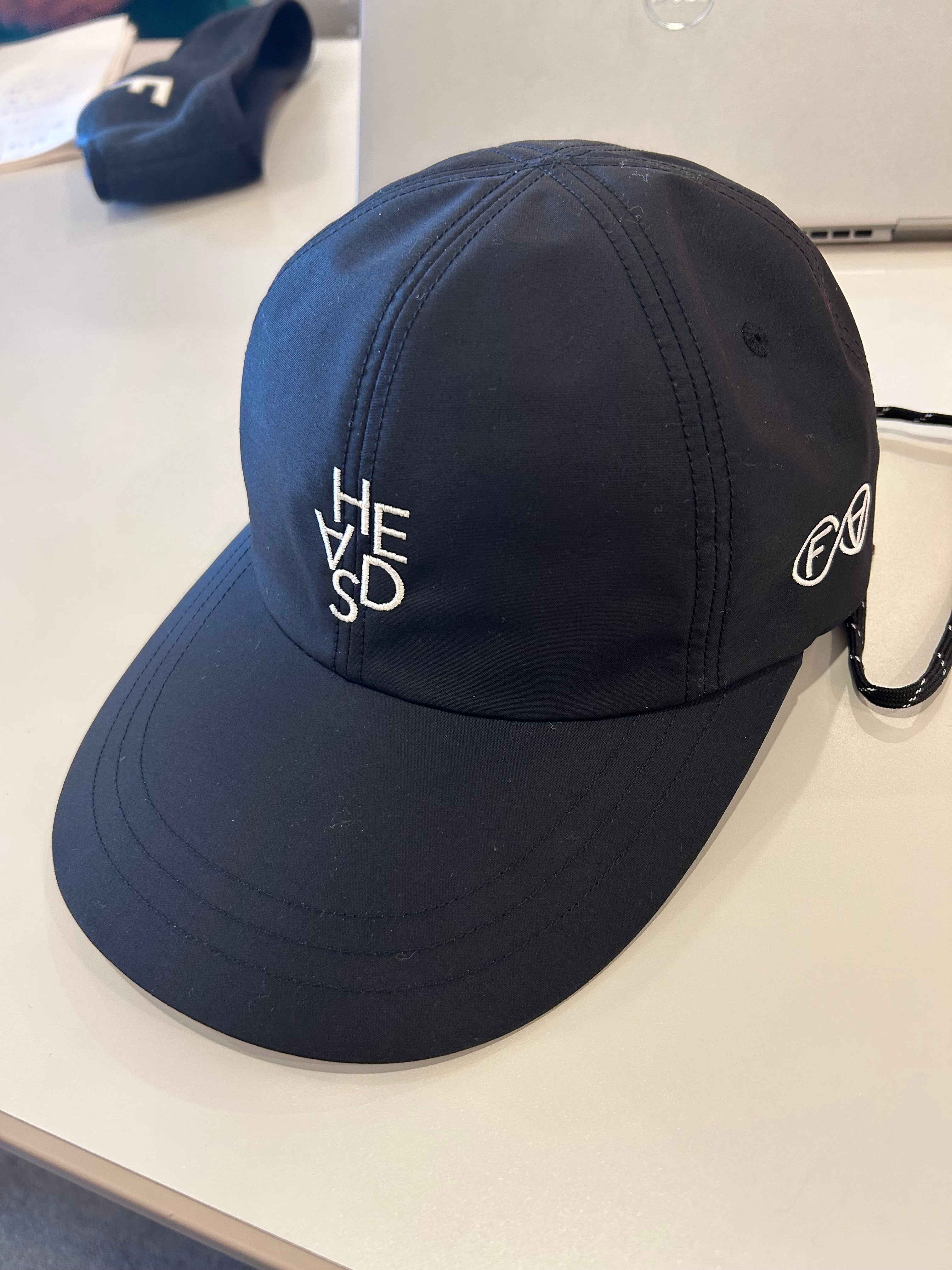 THE FACTORY MADE×HEADS Nylon Longbill Cap