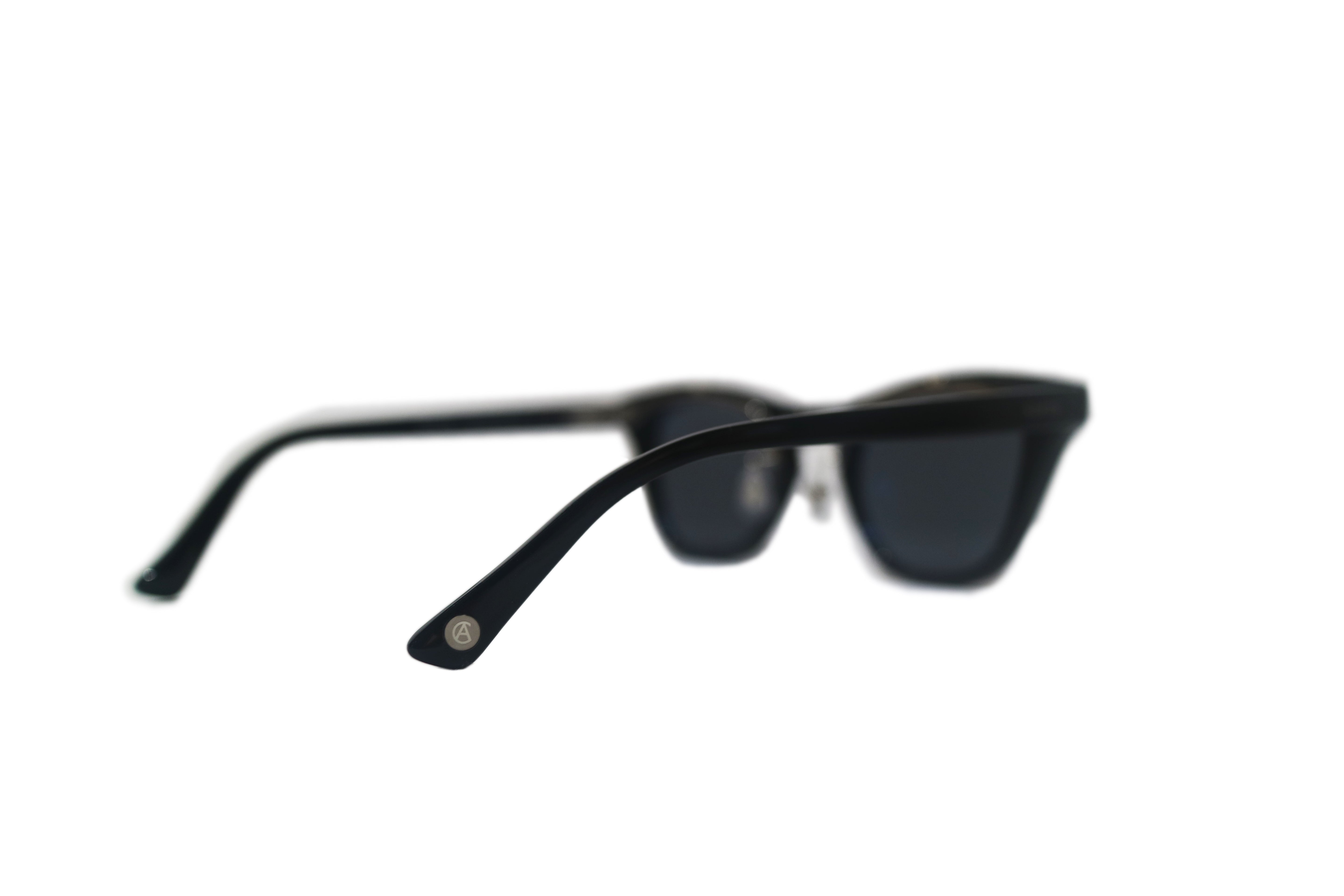 HEADS×Mr.CASANOVA“ONEDROP”