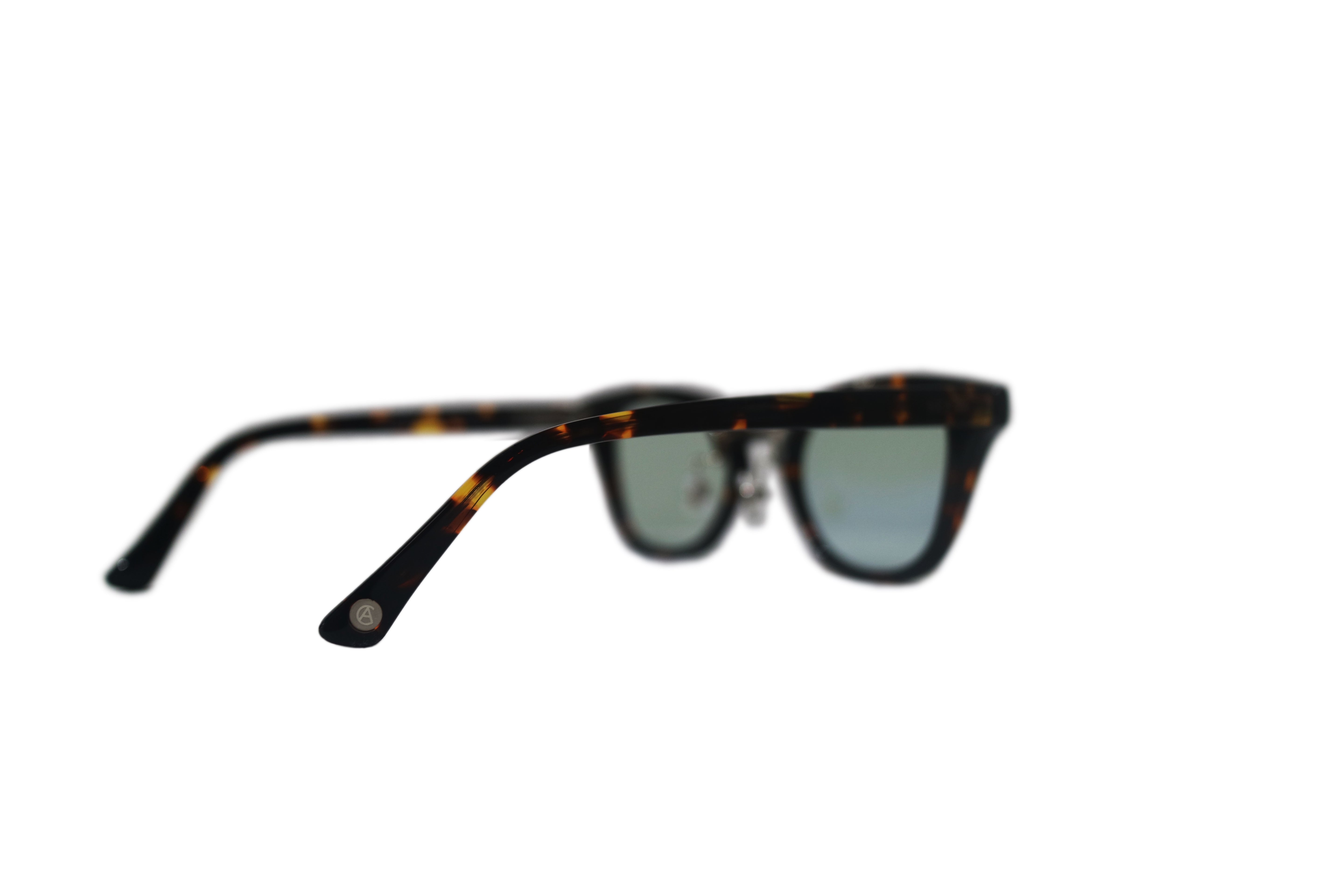 HEADS×Mr.CASANOVA“ONEDROP”