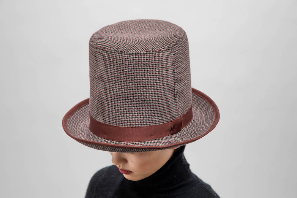CHECK SILK HAT
