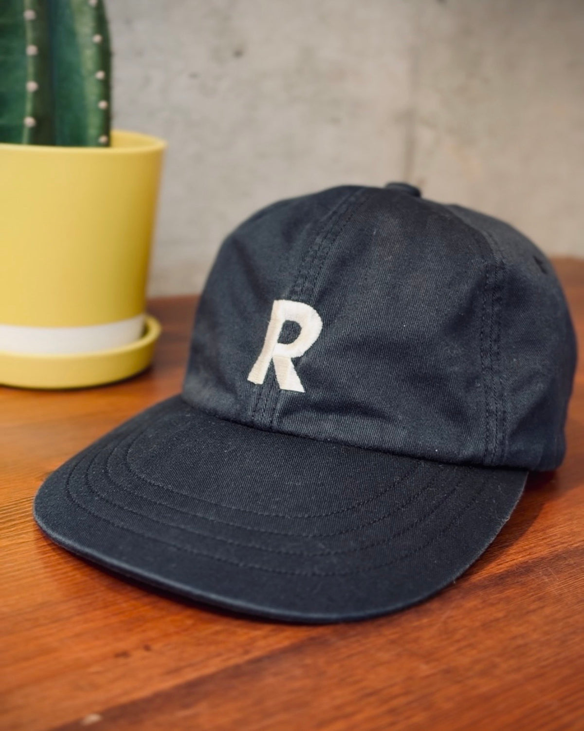 INITIALコラボCAP/Reign/R