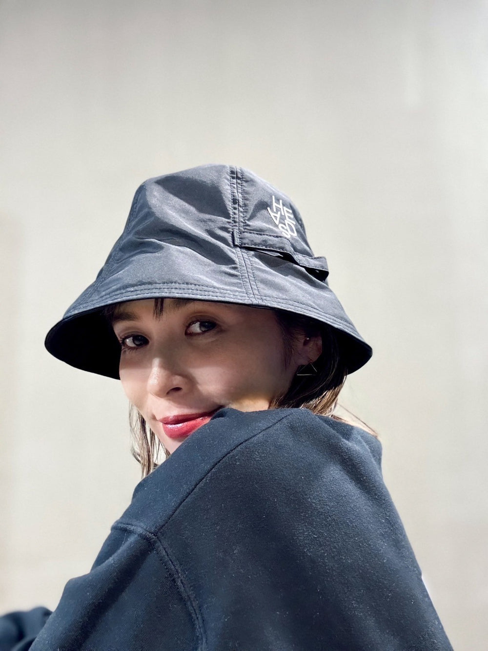 Nylon Tulip Hat – HEADS