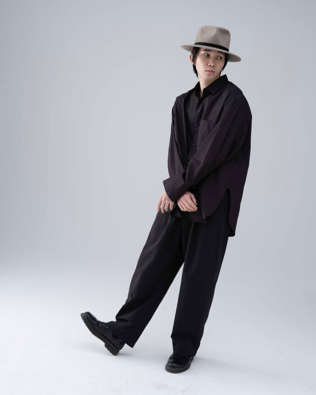 HEADS  BELL SLEEVE SHIRT