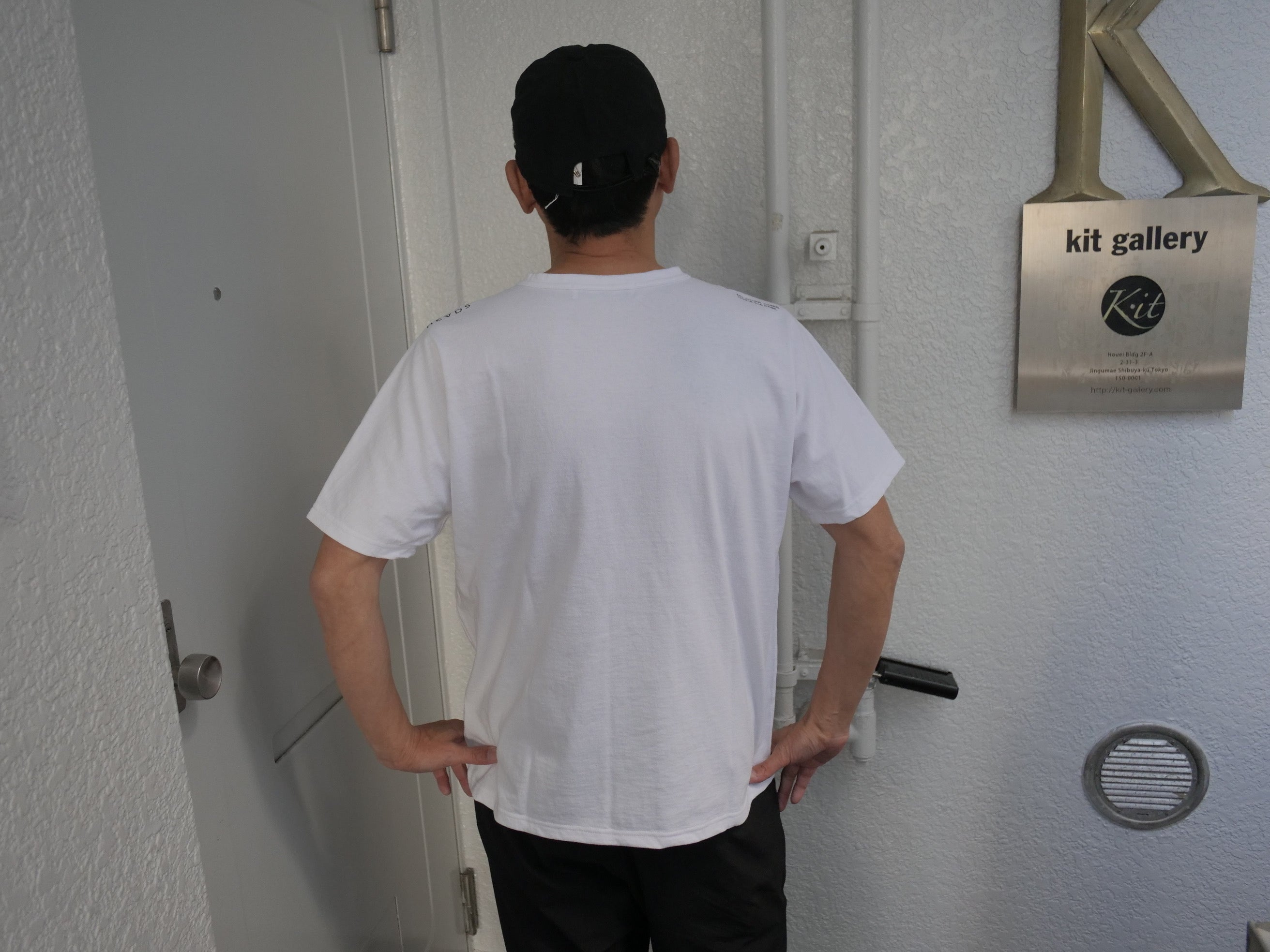 ＶネックドルマンT-SH